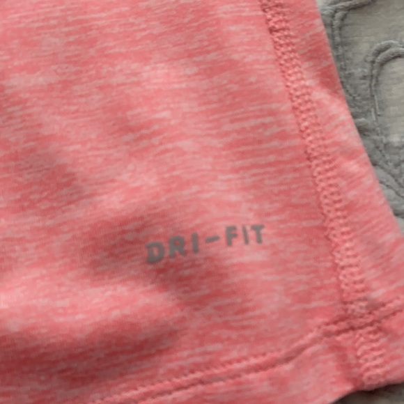 Nike XS Pink Dri-Fit running top - Picture 6 of 6